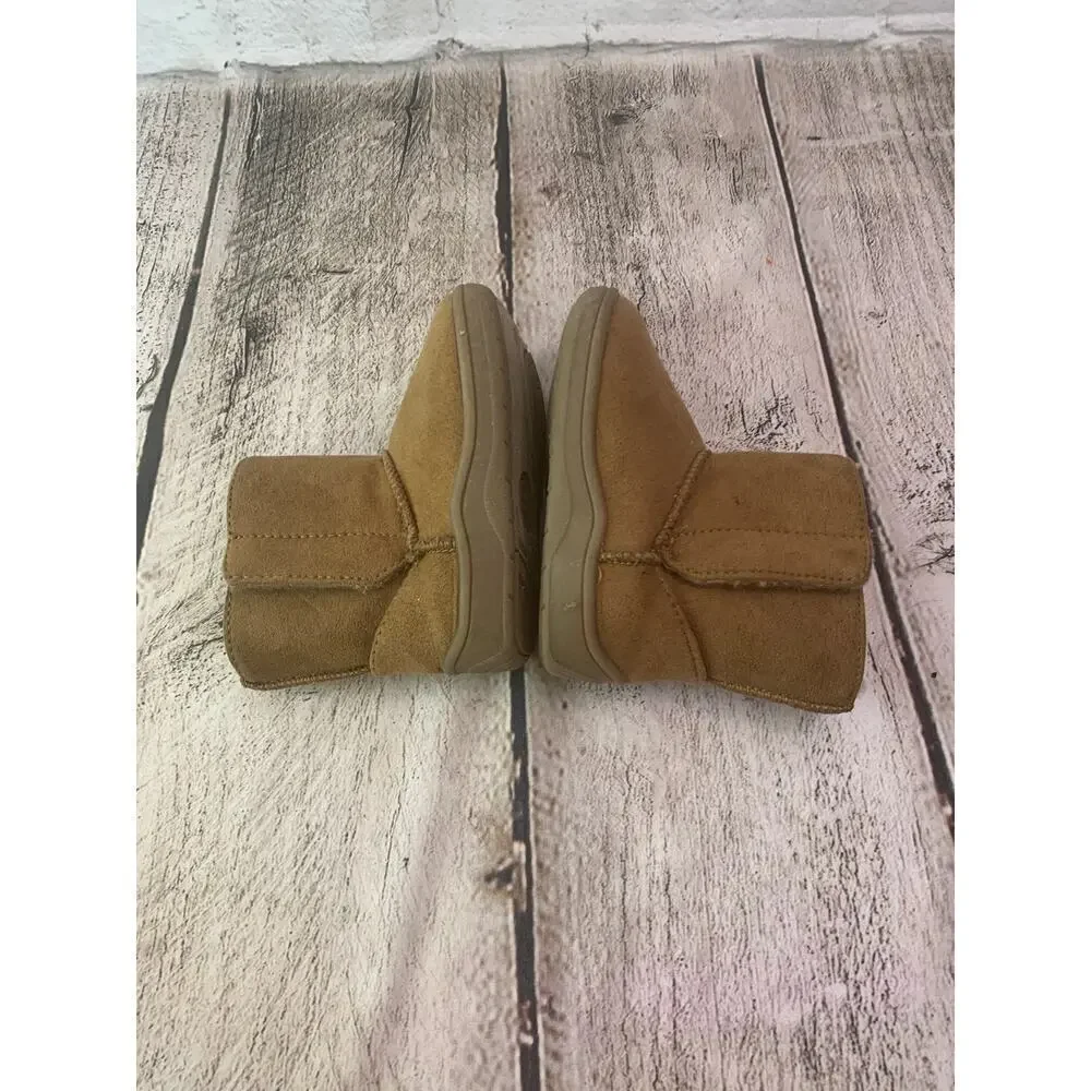 WONDER NATION Girl's Chestnut Cozy Faux Shearling Boots / Size: 3